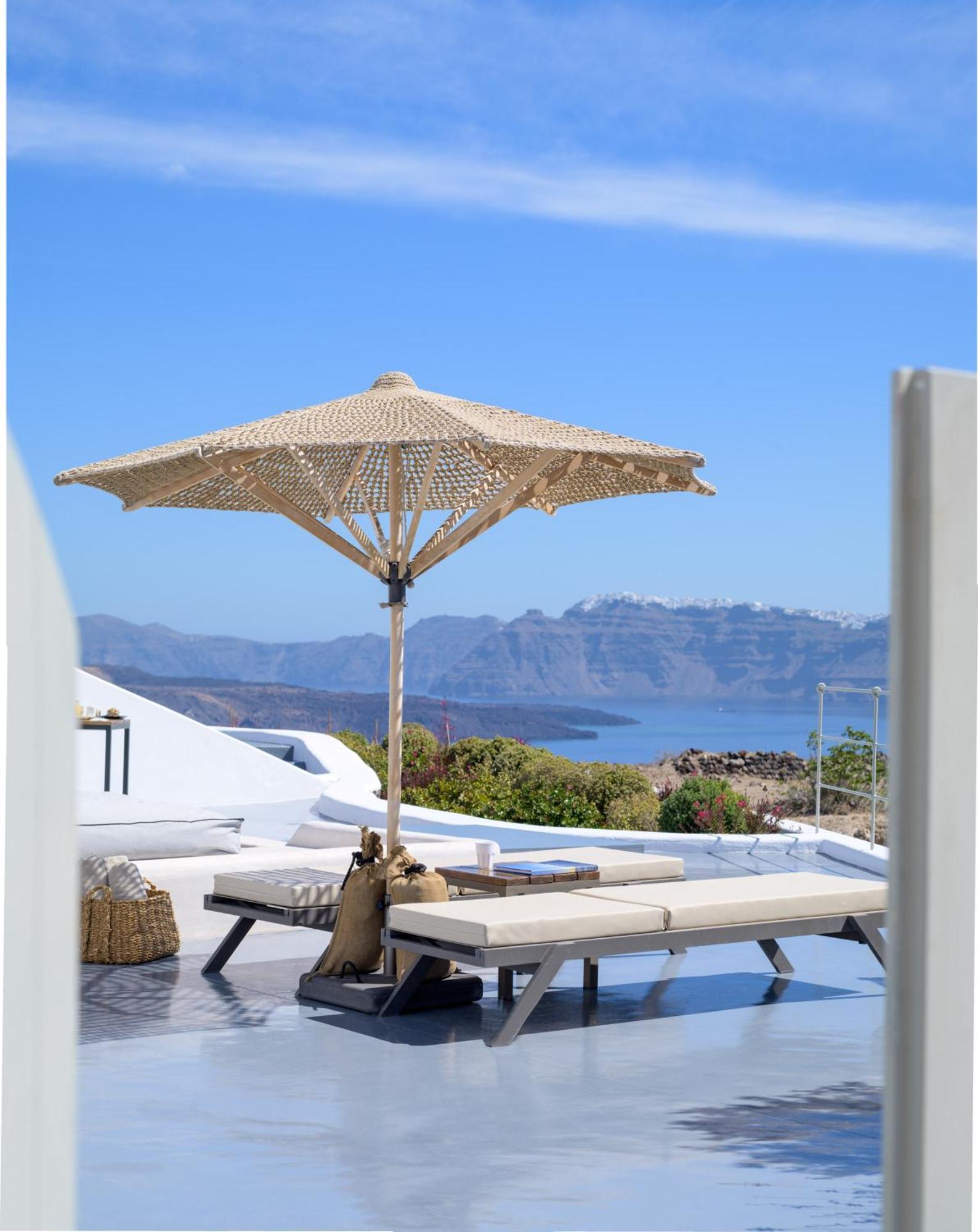 Cape 9 Villas & Suites Akrotiri  Room photo